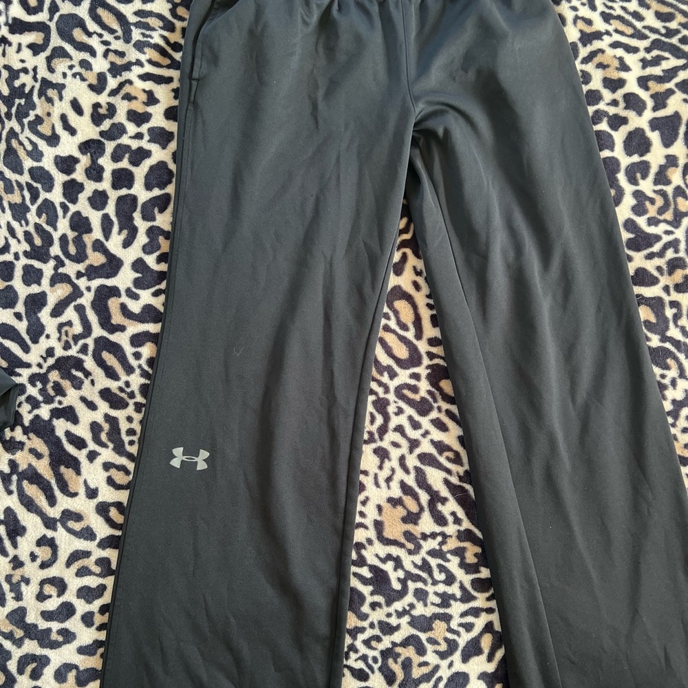 Under Armour semi-fitted Charcoal Performance Pants
